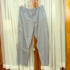 Polo scrub pant size xl runs larger